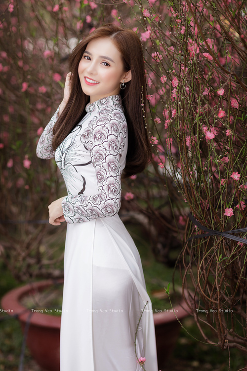 职业球员参与社区足球是否多，职业球员可以参加业余比赛吗